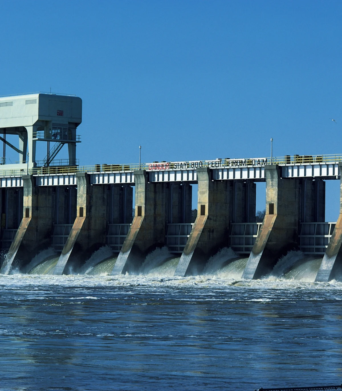Reservoir dams - Image 1